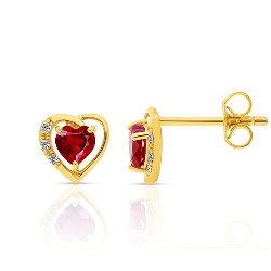 Boucles d'Oreilles Rubis taille coeur en Or 375/1000 