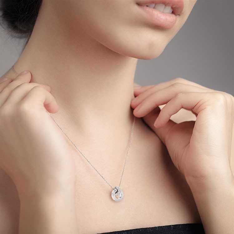 Collier Argent 925 Rhodié Femme Anneaux entrelacés