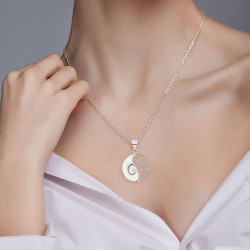 Pendentif Oeil de Sainte Lucie symbole Yin Yang Argent 925/1000 porté