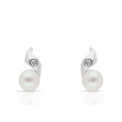 Boucles d'oreilles en Or Blanc 375/1000 Perles de Culture et Diamants face